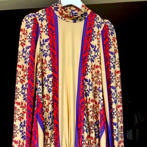 Lght weight mock turtelneck